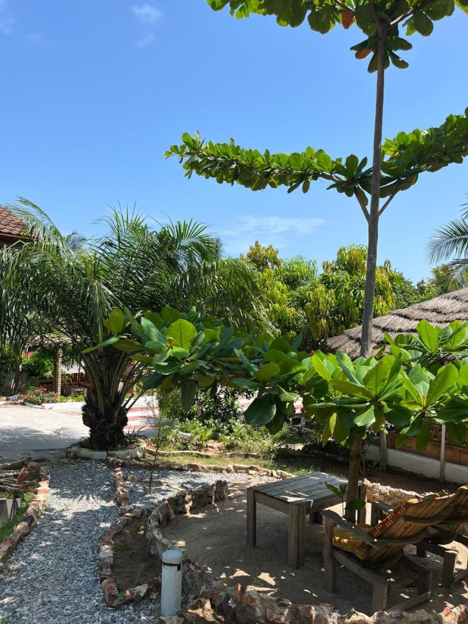 African Treasure Beach Resort Kokrobite Eksteriør bilde