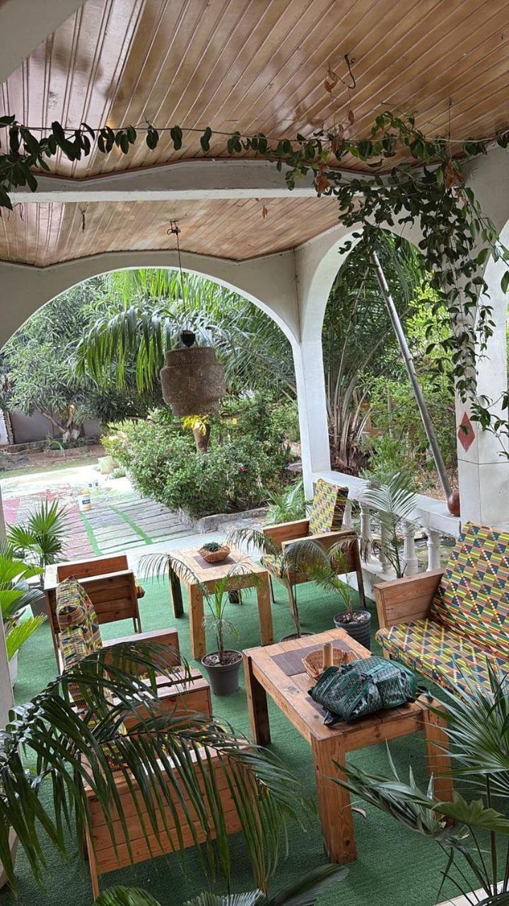 African Treasure Beach Resort Kokrobite Eksteriør bilde